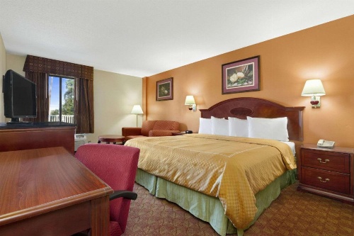 Ramada Limited Columbia image 6